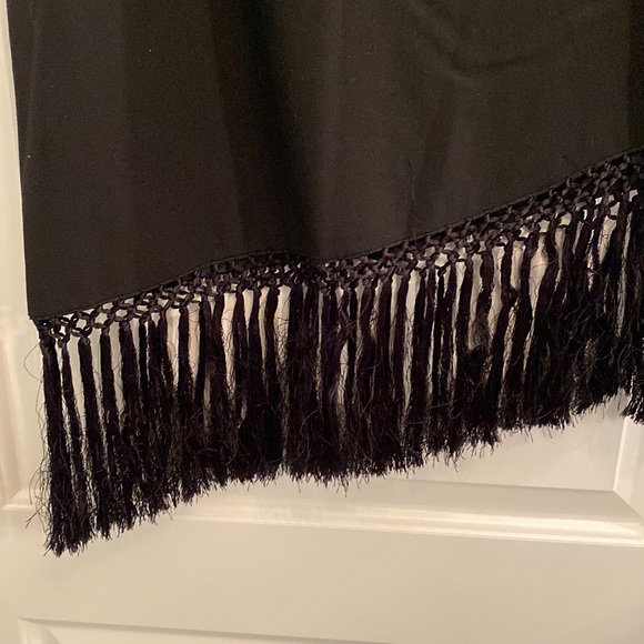 SEXYFringe Mini Skirt BCBG Size 10 - Picture 2 of 4